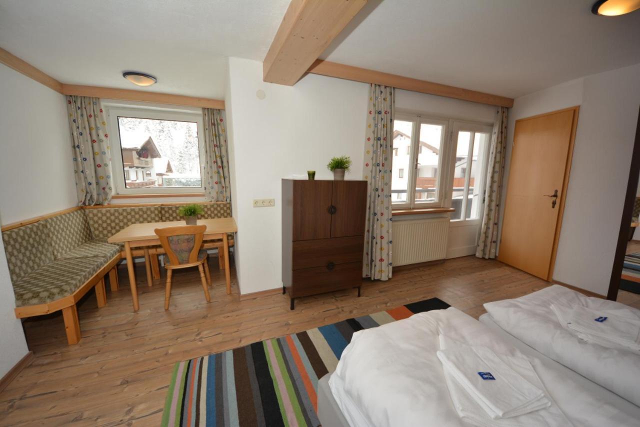 Haus Irmgard By Chatel Reizen Tux Habitación foto